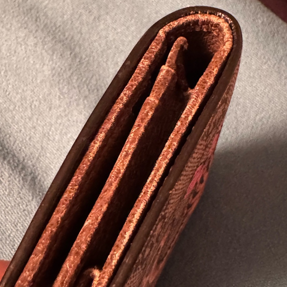 Gucci Tiger Pattern Bifold Wallet - Picture 9 of 11